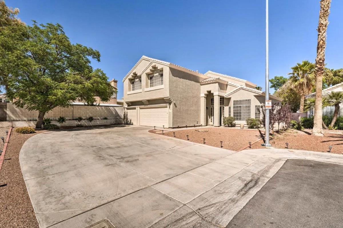 A Beautiful House With Hot Tub, Grill & Games! Villa Las Vegas Buitenkant foto