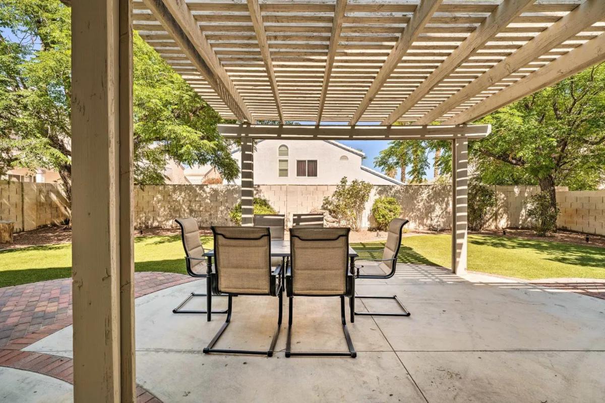 A Beautiful House With Hot Tub, Grill & Games! Villa Las Vegas Buitenkant foto
